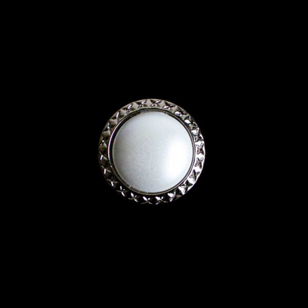 pearl button